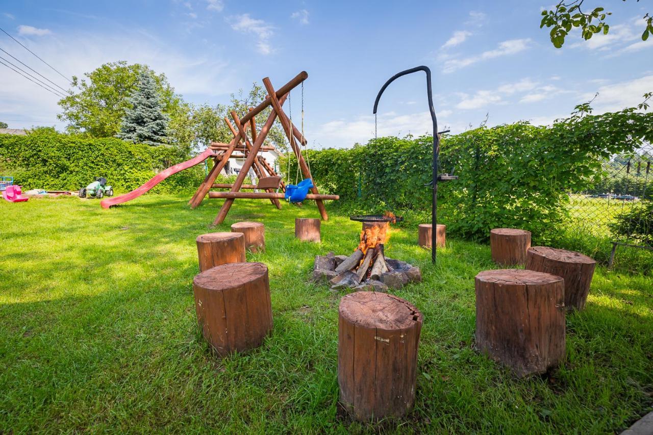 Polańczyk Bieszczadzki Krakowiak 575-894-584 Lub 535-595-732ヴィラ エクステリア 写真